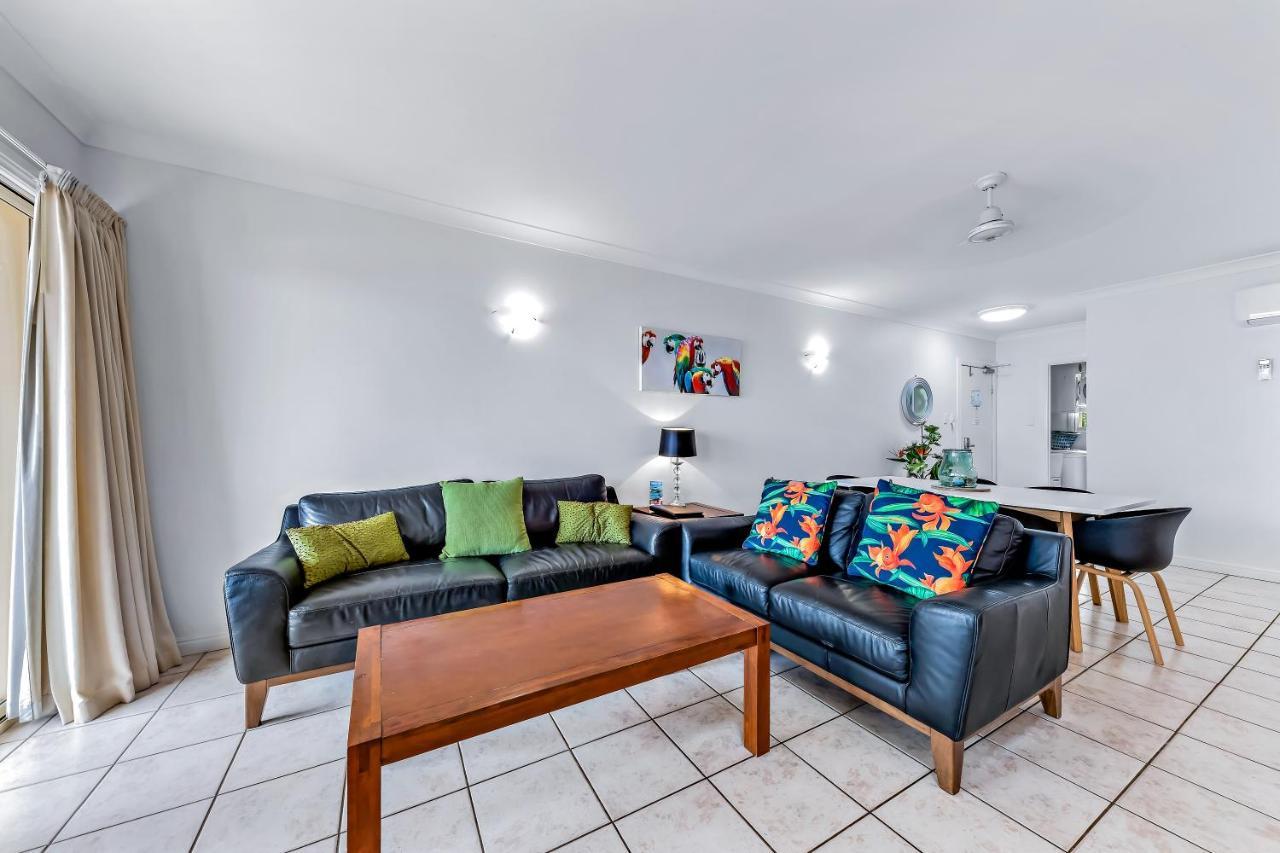 Apartamento Magnificence At Airlie Airlie Beach Exterior foto