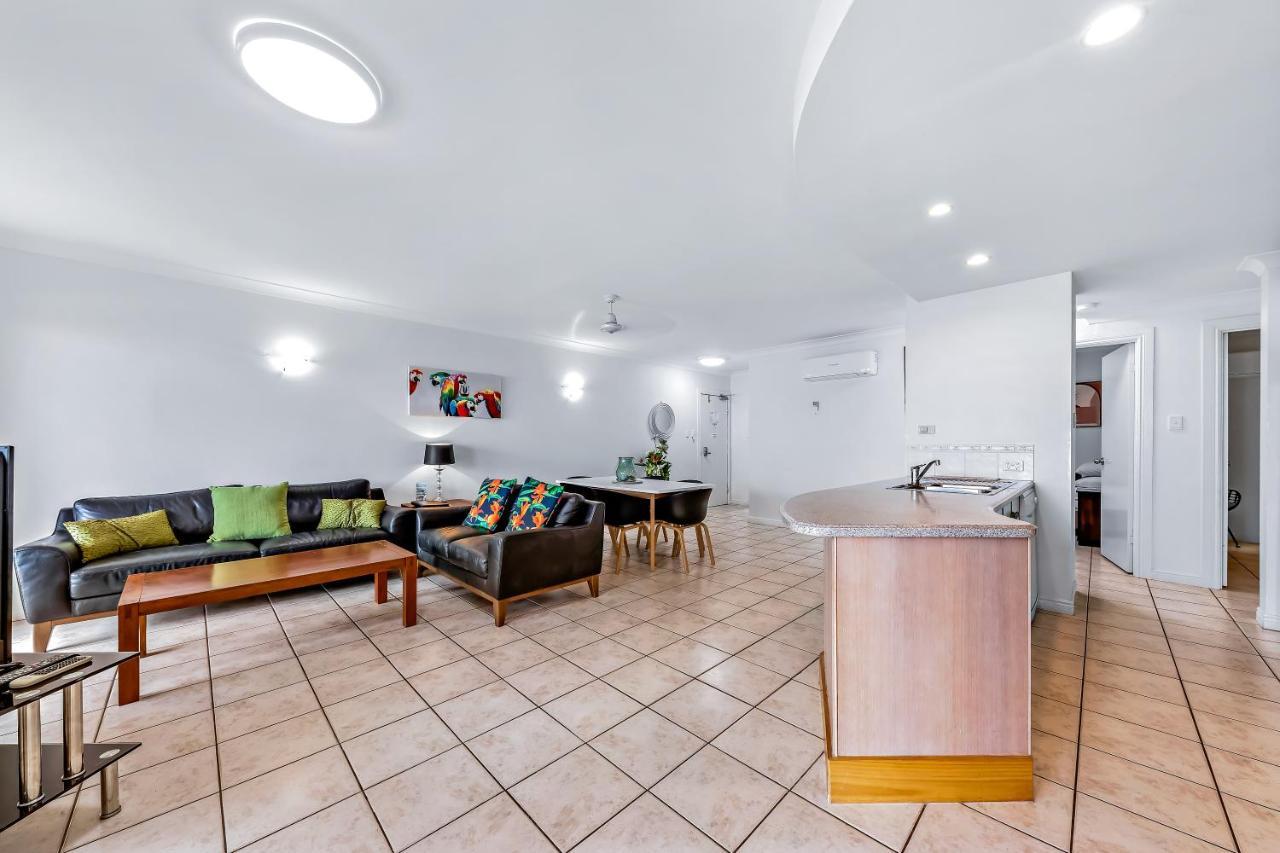 Apartamento Magnificence At Airlie Airlie Beach Exterior foto